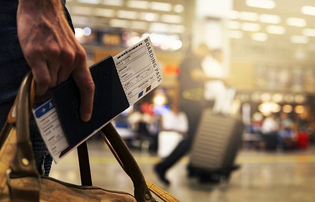 Comment planifier votre transfert vers l’aéroport pour un voyage sans souci ?