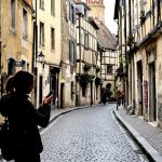 ruelle_medievale_poitiers_smartphone