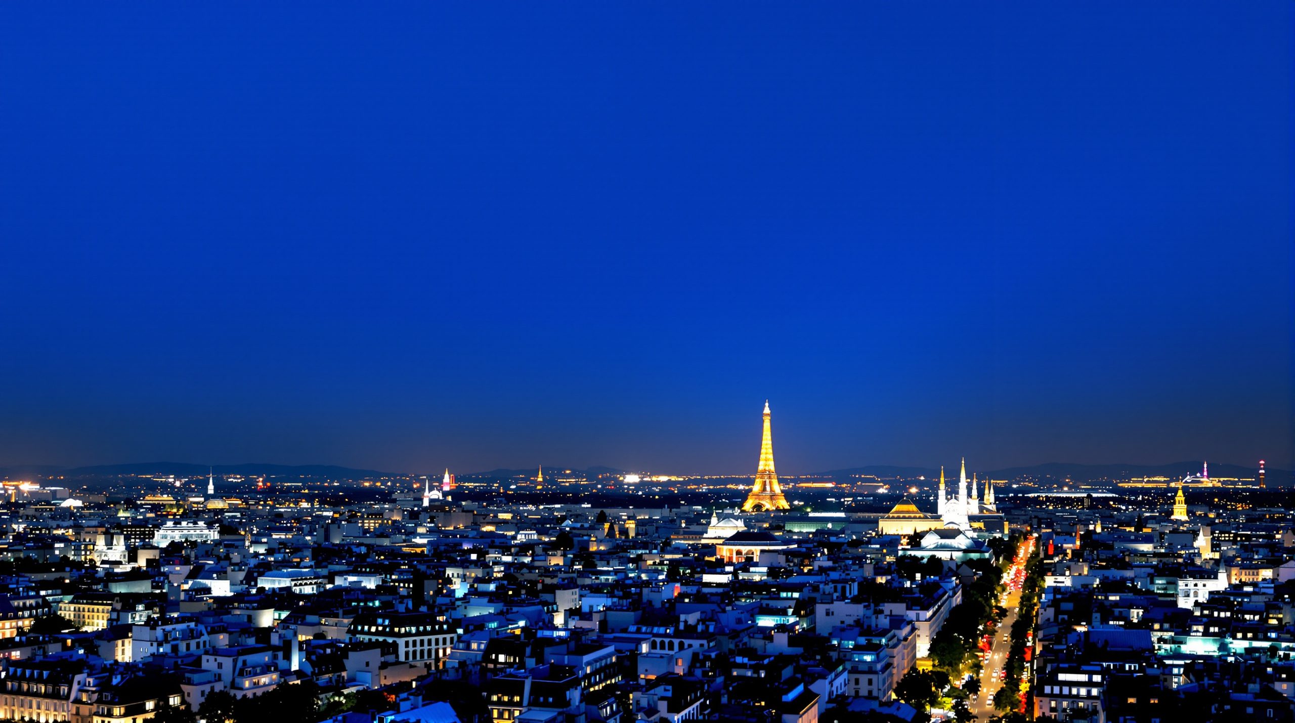 Paris_panorama_vibrant