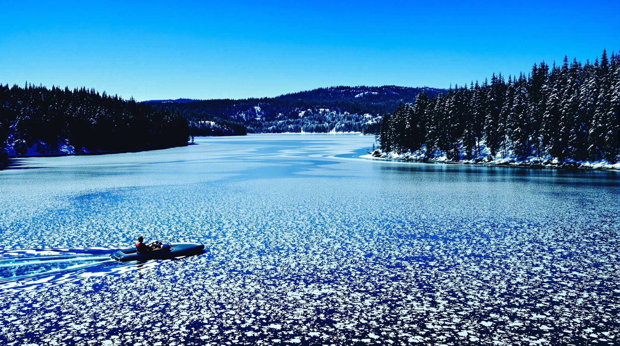 motoneige-lac-gelé-quebec