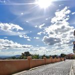 rue_pavee_facades_colorées_guanajuato